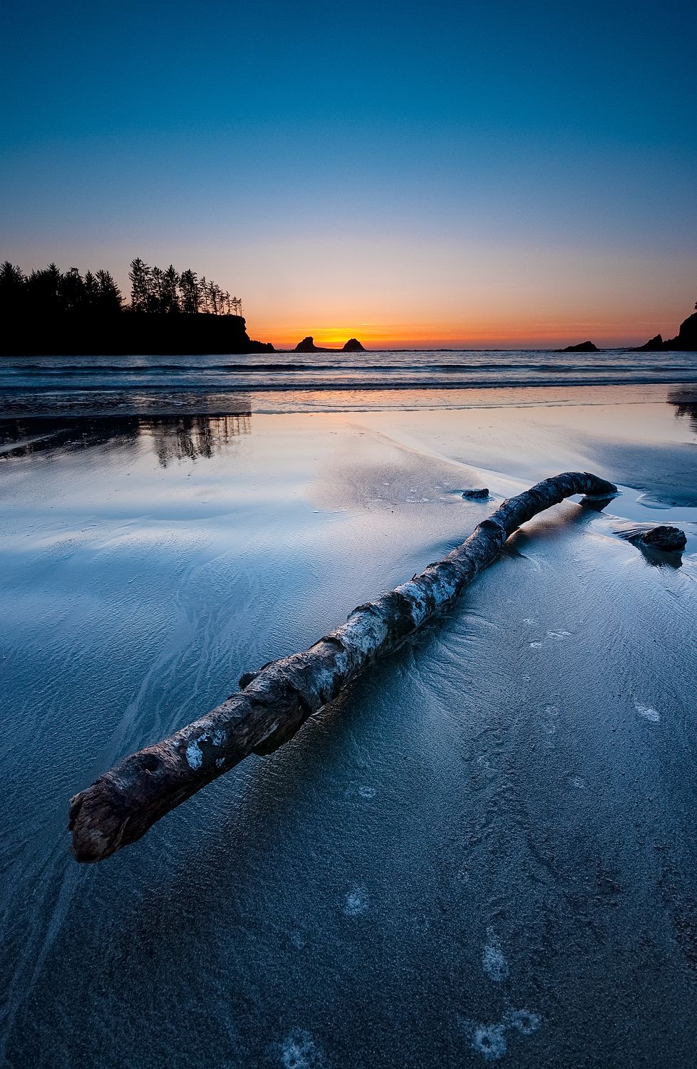 Sunrise over the Pacific ocean in Coos Bay