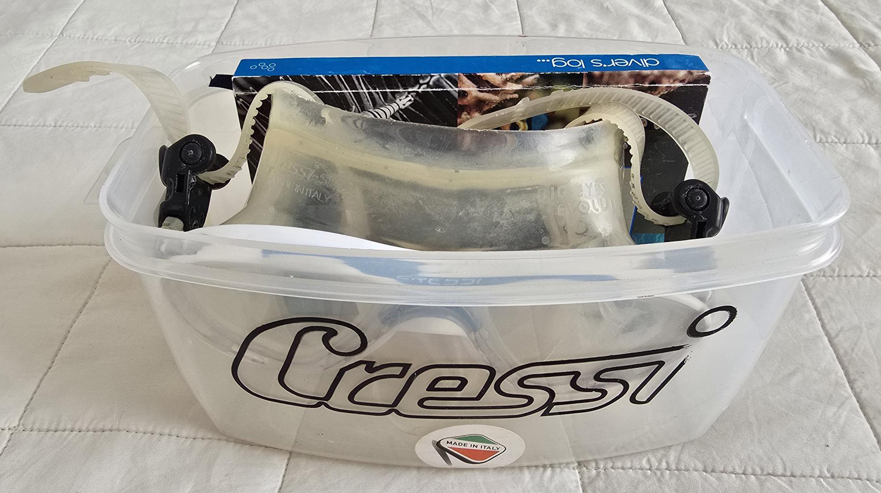 Custom Dive Log in dive goggles case